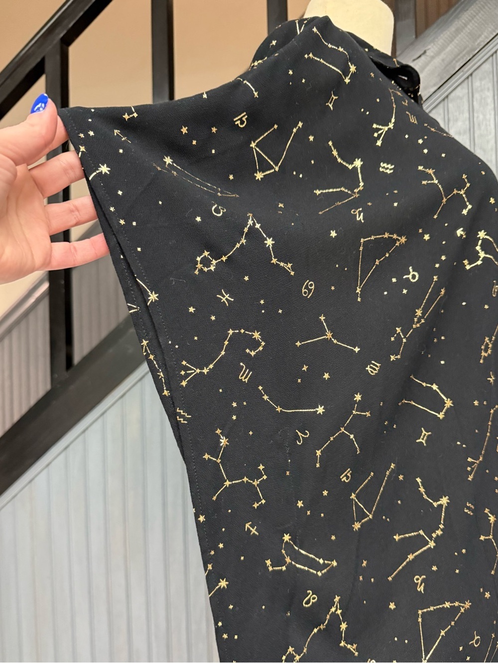 Sunshine 79 Black Gold Constellation Zodiac Button Down Tunic S/M NWT - Picture 10 of 13